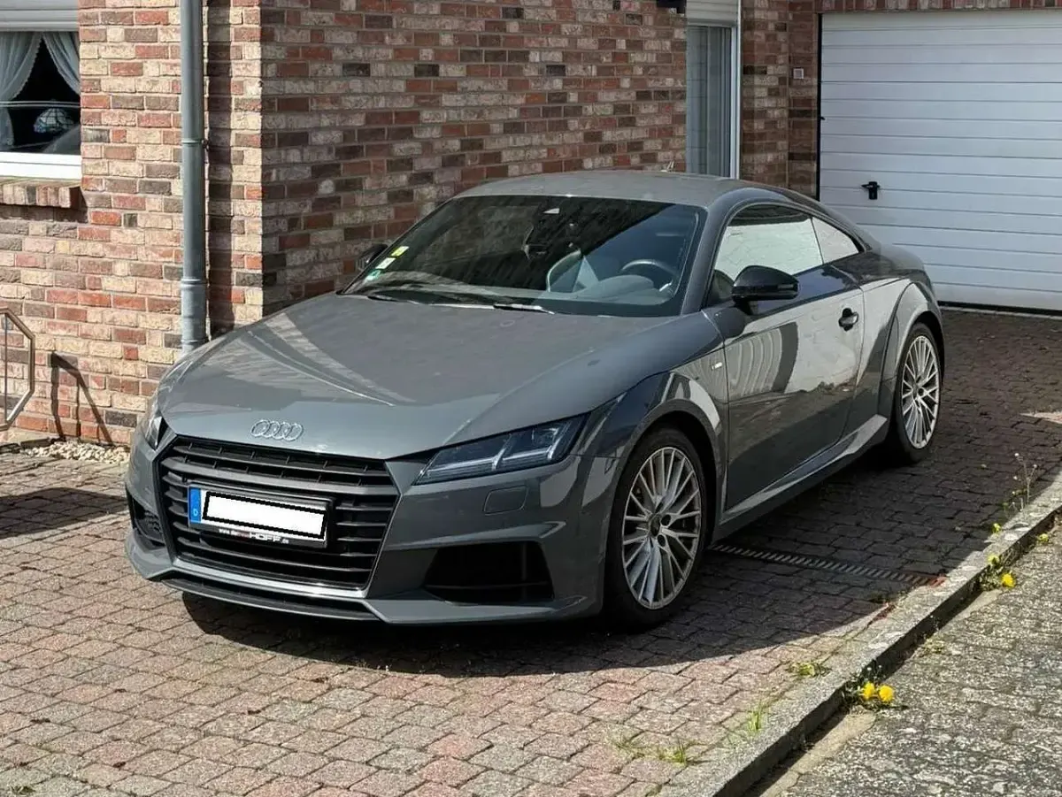 Second-hand Audi TT Exclusive 230 CP (169 kW) 2017 Gri Coupe