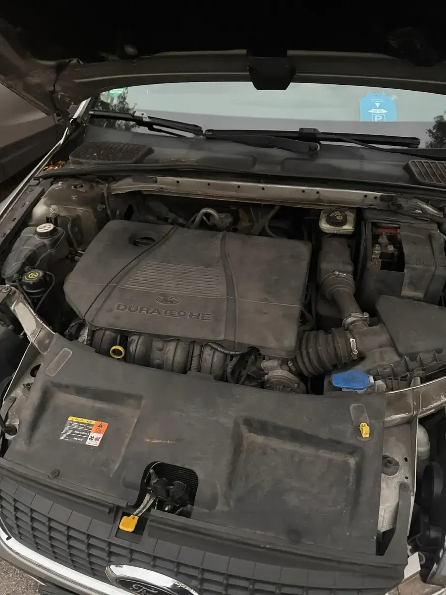 Gebraucht Ford Mondeo 140 PS (102 kW) 2007 Silber Kombi