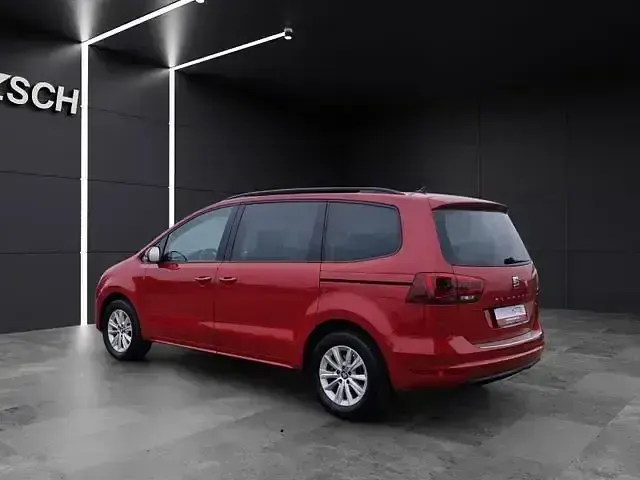 Gebraucht Seat Alhambra Reference 150 PS (110 kW) 2019 "romance" rot Van / Kleinbus