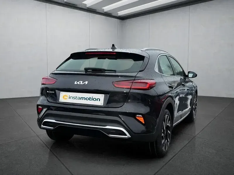 Neu Kia XCeed 150 PS (110 kW) 2025 Schwarz SUV