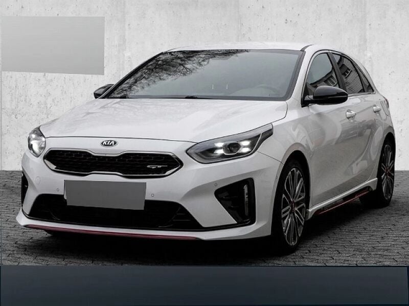 Weiss Gebraucht 2021 Kia Ceed GT Limousine | 28.450 € (Fairer Preis) - Bild 1/4
