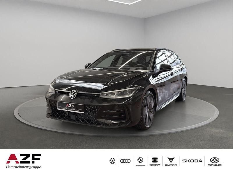 Gebraucht VW Passat R-line 193 PS (141 kW) 2025 Kombi