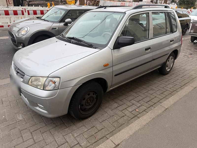 Gebraucht Mazda Demio 65 PS (47 kW) 2000 Silber Kleinwagen