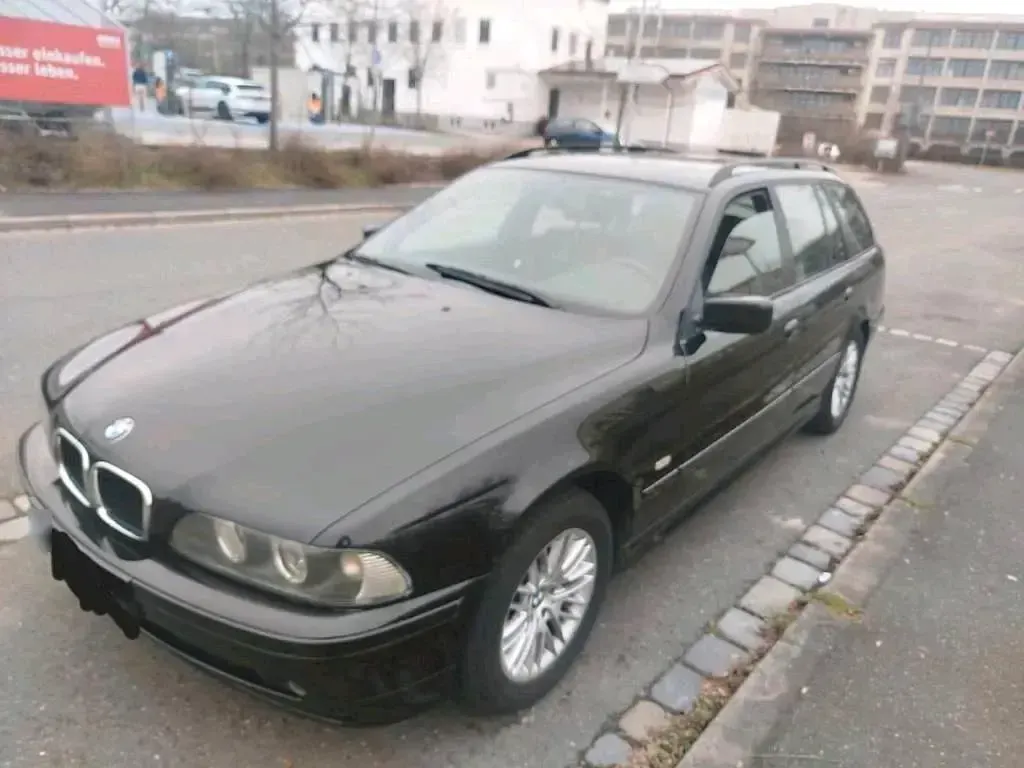 Second-hand BMW 520 170 CP (125 kW) 2002 Negru Break