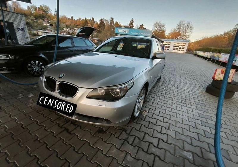 Second-hand BMW 525 177 CP (130 kW) 2005 Argintiu Berlinǎ