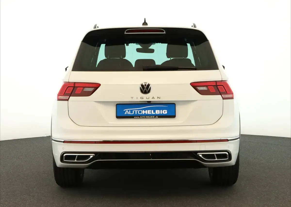 Gebraucht VW Tiguan R-line 150 PS (110 kW) 2024 Pure white SUV