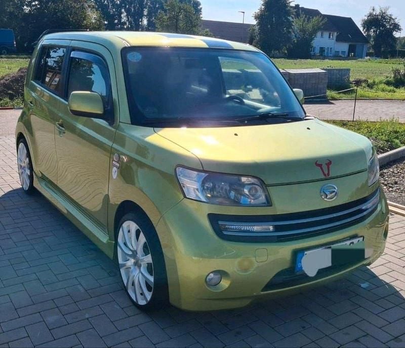 Grün Gebraucht 2008 Daihatsu Materia Van / Kleinbus | 5.677 € - Bild 1/1