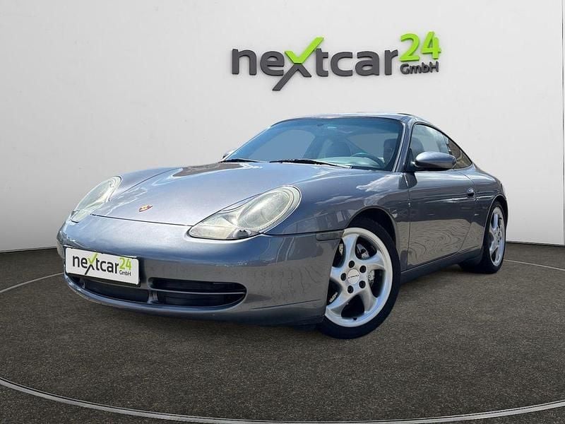 Grau Gebraucht 2002 Porsche 911 Carrera 4 Coupé | 25.990 € (Superpreis) - Bild 1/4