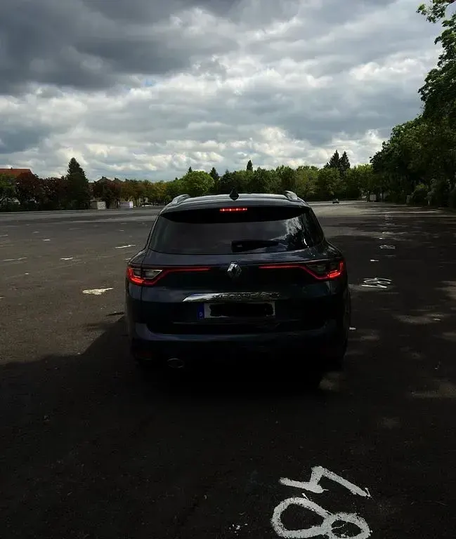 Gebraucht Renault Mégane Play 110 PS (80 kW) 2017 Grau Limousine