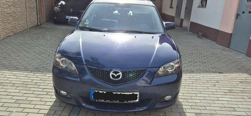 Blau Gebraucht 2005 Mazda 3 Comfort Limousine | 3.500 € (Fairer Preis) - Bild 1/4