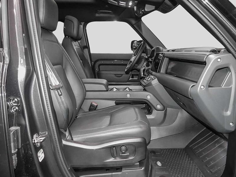 Gebraucht Land Rover Defender SE Dynamic 252 PS (185 kW) 2024 Carpathian grey SUV