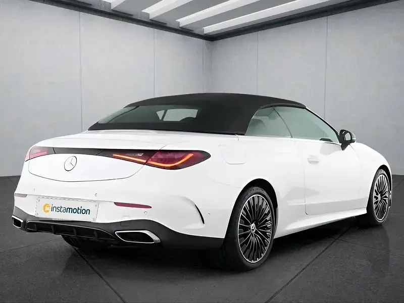Gebraucht Mercedes CLE220 197 PS (144 kW) 2025 Weiß Cabrio