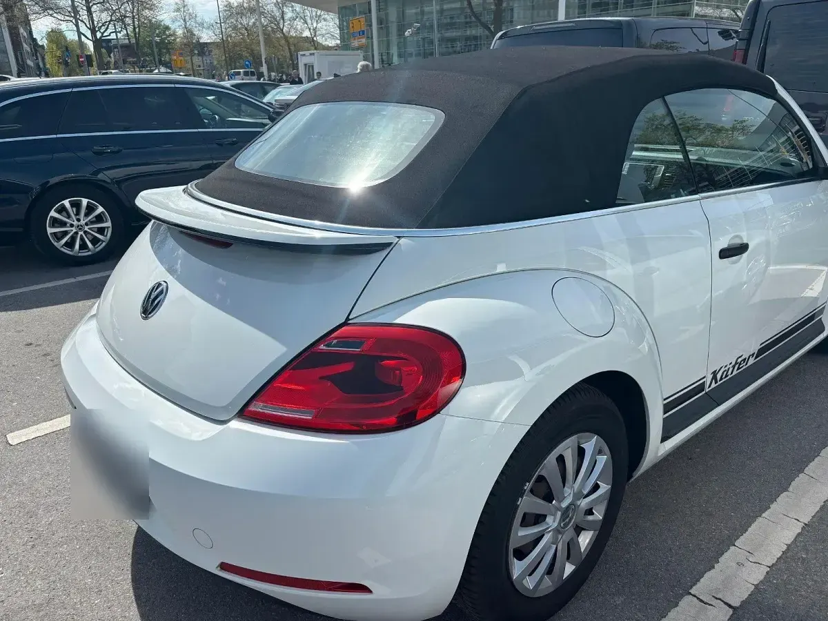 Gebraucht VW Beetle 105 PS (77 kW) 2015 Weiß Kleinwagen