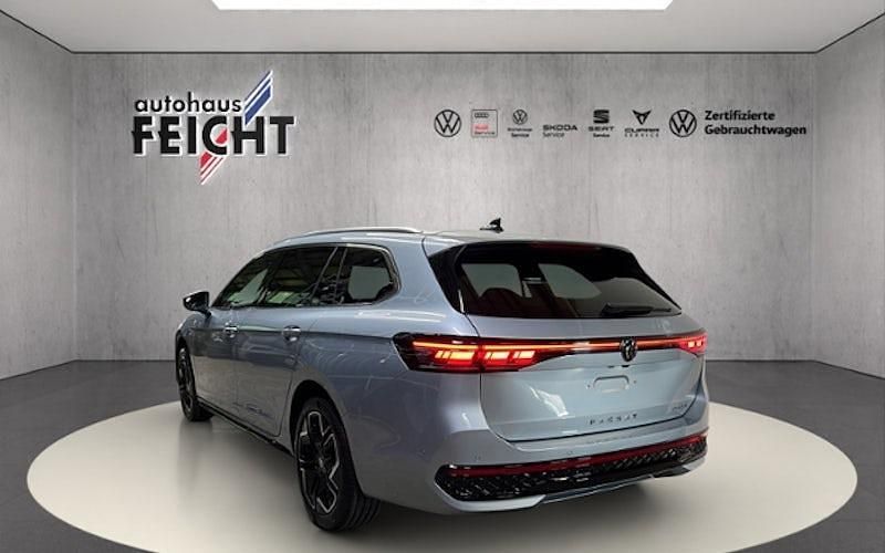 Neu VW Passat R-line 272 PS (200 kW) 2025 Silbern Kombi
