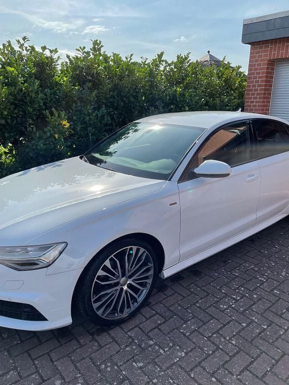 Gebraucht Audi A6 Ambiente 190 PS (139 kW) 2018 Weiß Limousine