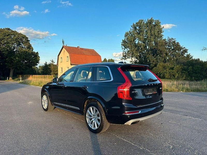 Gebraucht Volvo XC90 Inscription 235 PS (172 kW) 2017 Blau SUV