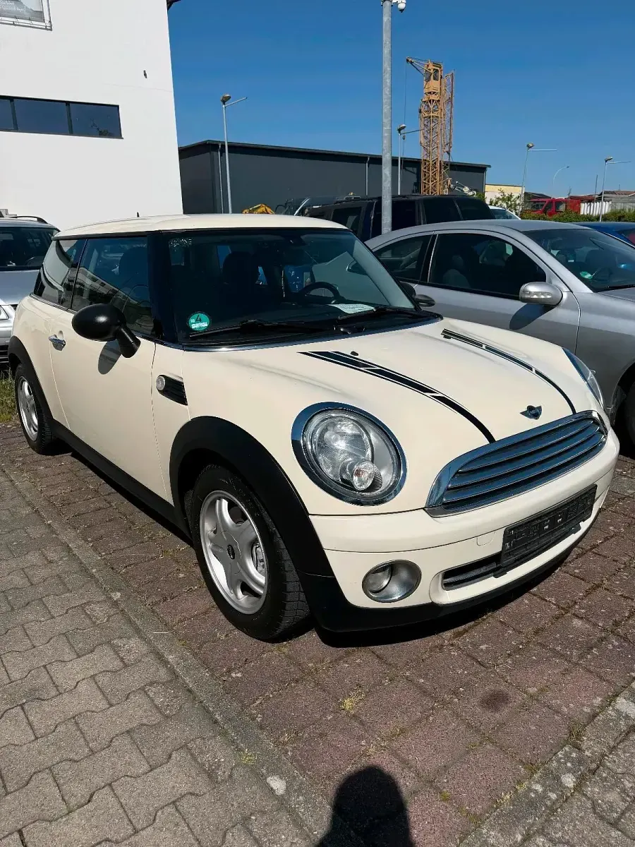 Gebraucht Mini Cooper 95 PS (69 kW) 2009 Weiß Kleinwagen