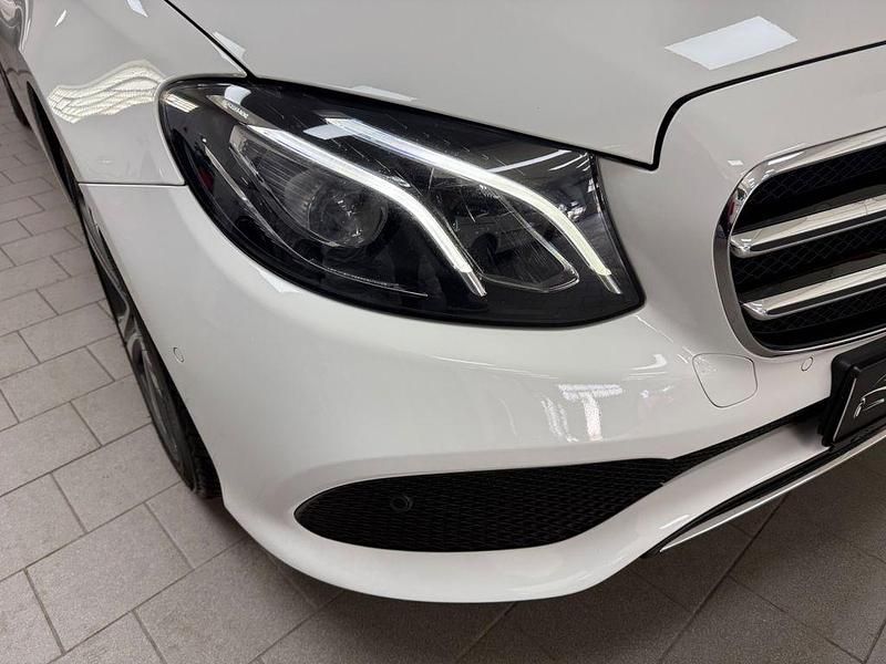 Gebraucht Mercedes E350 Avantgarde 286 PS (210 kW) 2019 Weiß Kombi