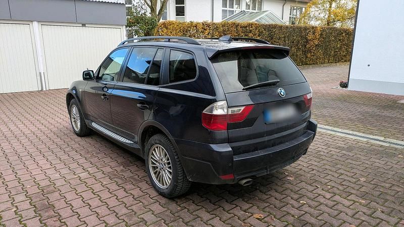Gebraucht BMW X3 177 PS (130 kW) 2008 Blau SUV