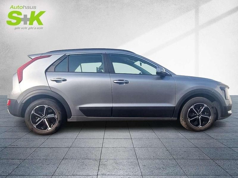 Gebraucht Kia Niro Edition 7 183 PS (134 kW) 2023 (klg) steel grey (grau) SUV