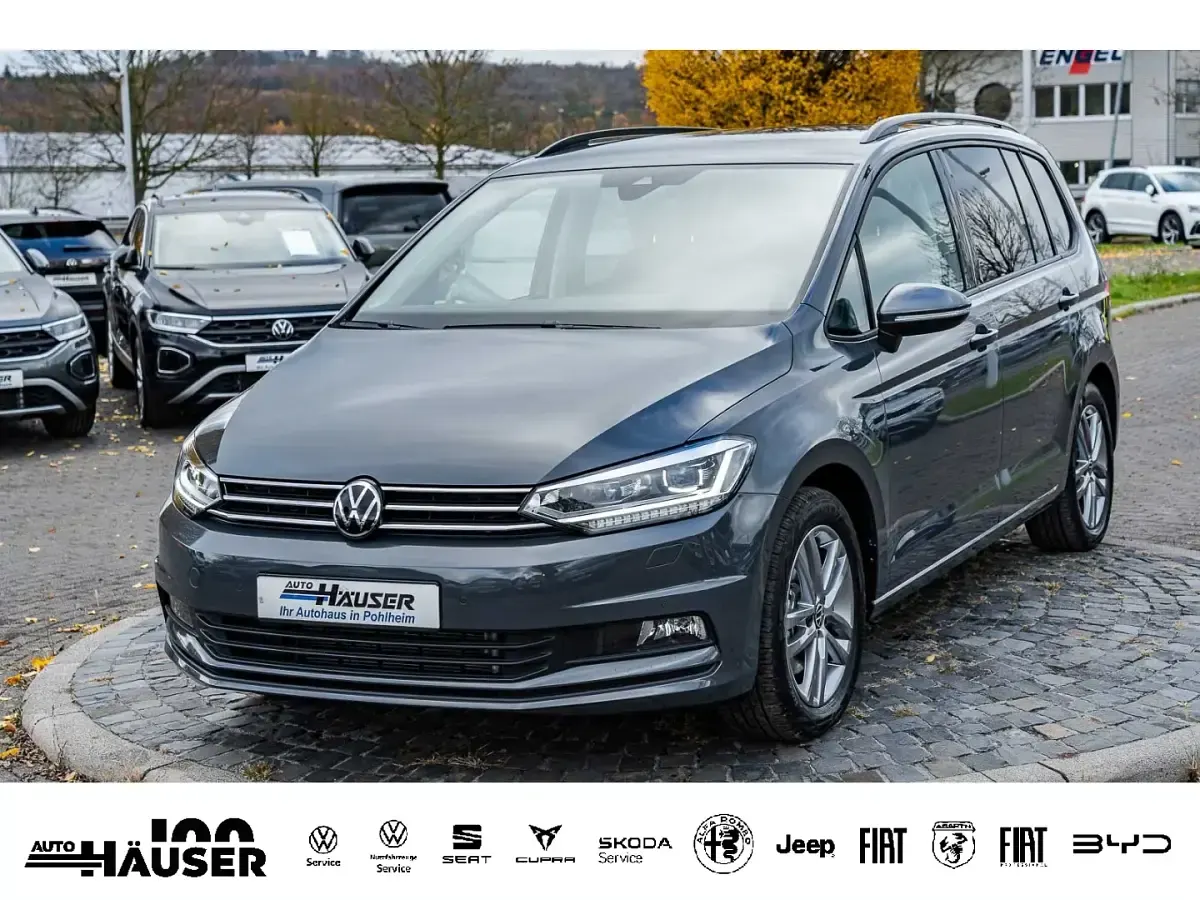 Gebraucht VW Touran Comfortline 150 PS (110 kW) 2025 Van / Kleinbus