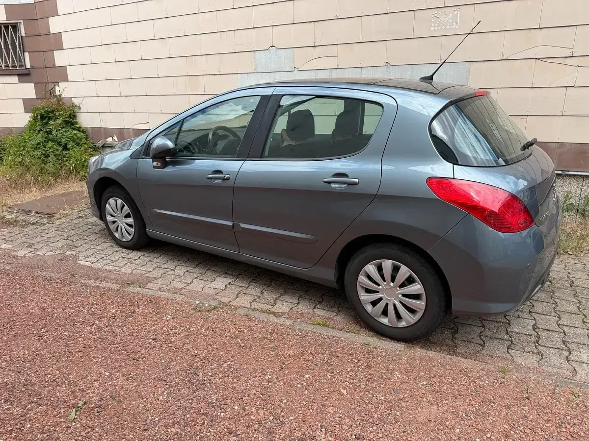 Gebraucht Peugeot 308 120 PS (88 kW) 2007 Grau Kleinwagen