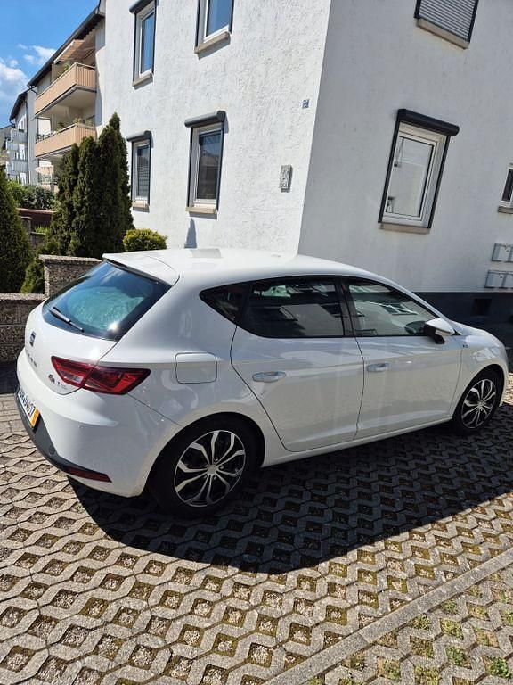 Second-hand Seat Leon ST FR 150 CP (110 kW) 2016 Alb Break