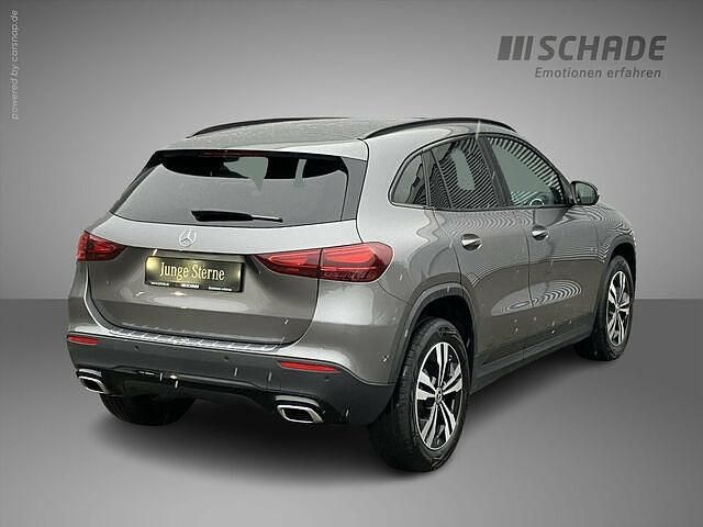 Gebraucht Mercedes GLA180 Progressive 136 PS (100 kW) 2023 Grau SUV