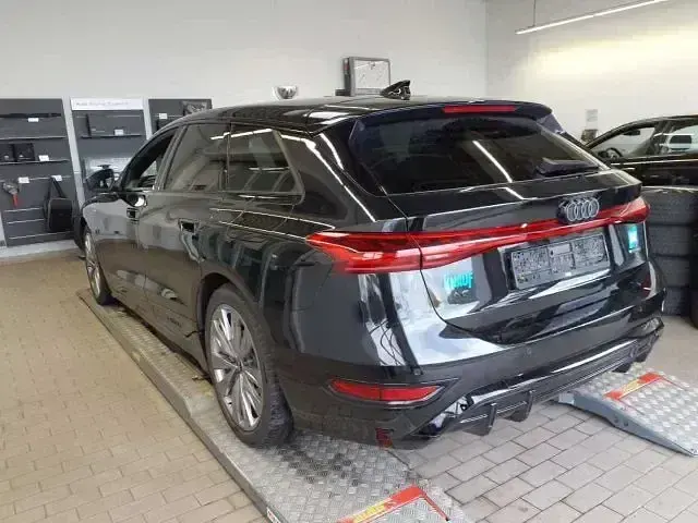 Gebraucht Audi A6 e-tron S-Line 314 kW (428 PS) 2025 Schwarz Kombi