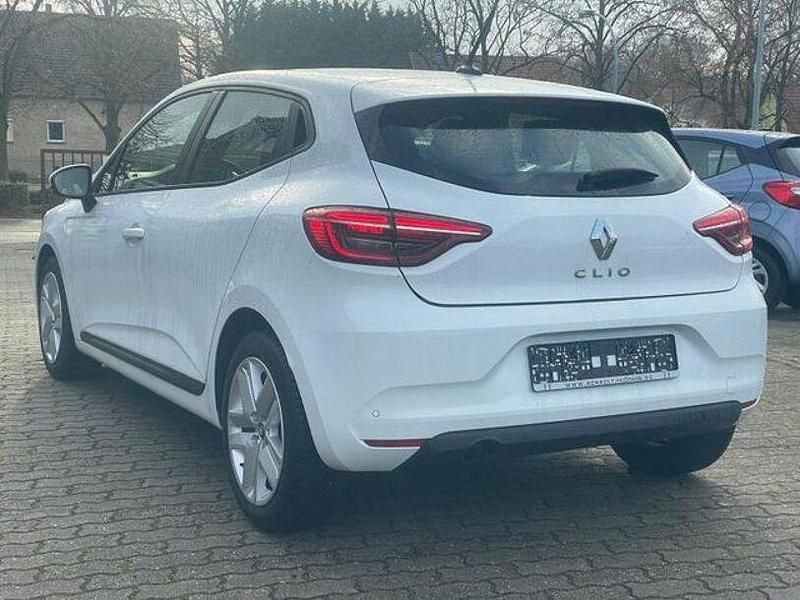 Gebraucht Renault Clio V Business 91 PS (66 kW) 2022 Weiß Limousine