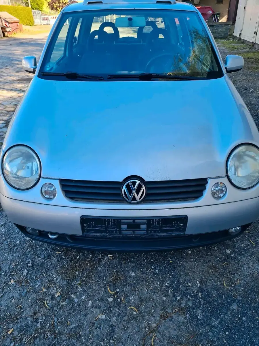 Second-hand VW Lupo 60 CP (44 kW) 2004 Argintiu Hatchback