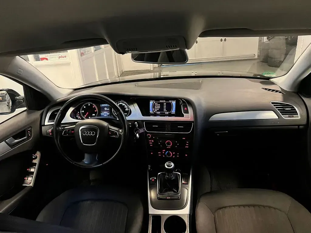 Gebraucht Audi A4 S-Line 143 PS (105 kW) 2011 Schwarz Limousine