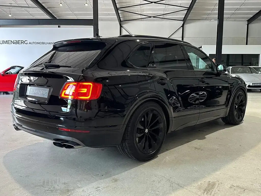 Gebraucht Bentley Bentayga 435 PS (319 kW) 2018 Schwarz SUV
