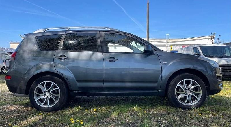 Gebraucht Citroën C-Crosser Tendance 170 PS (125 kW) 2008 Grau SUV