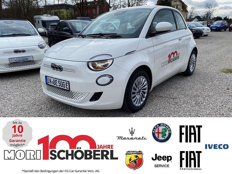 Arktis weiß Gebraucht 2023 Fiat 500e Action Kleinwagen | 16.990 € (Fairer Preis) - Bild 1/4