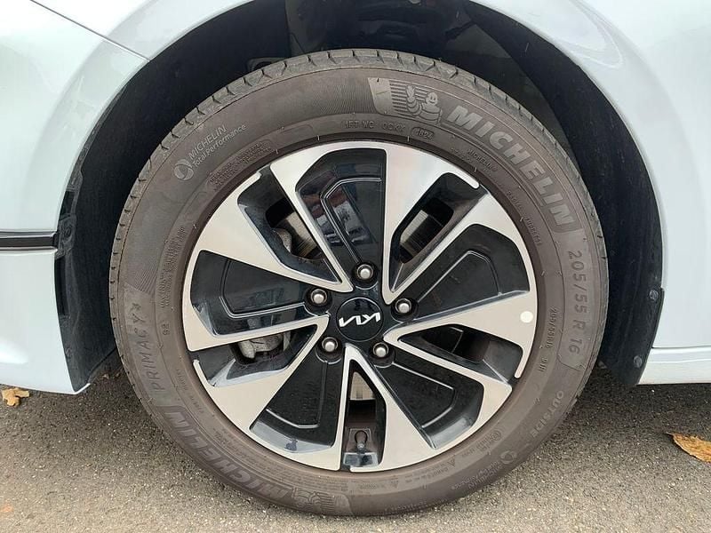 Gebraucht Kia Ceed Sportswagon 140 PS (102 kW) 2024 Weiss Kombi