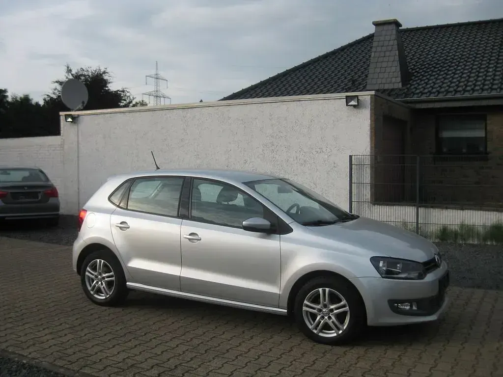 Gebraucht VW Polo Comfortline 105 PS (77 kW) 2010 Silber Kleinwagen