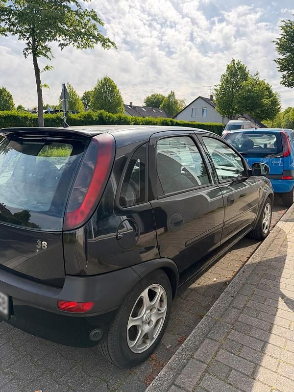 Brugt Opel Corsa 75 HK (55 kW) 2001 Sort Hatchback