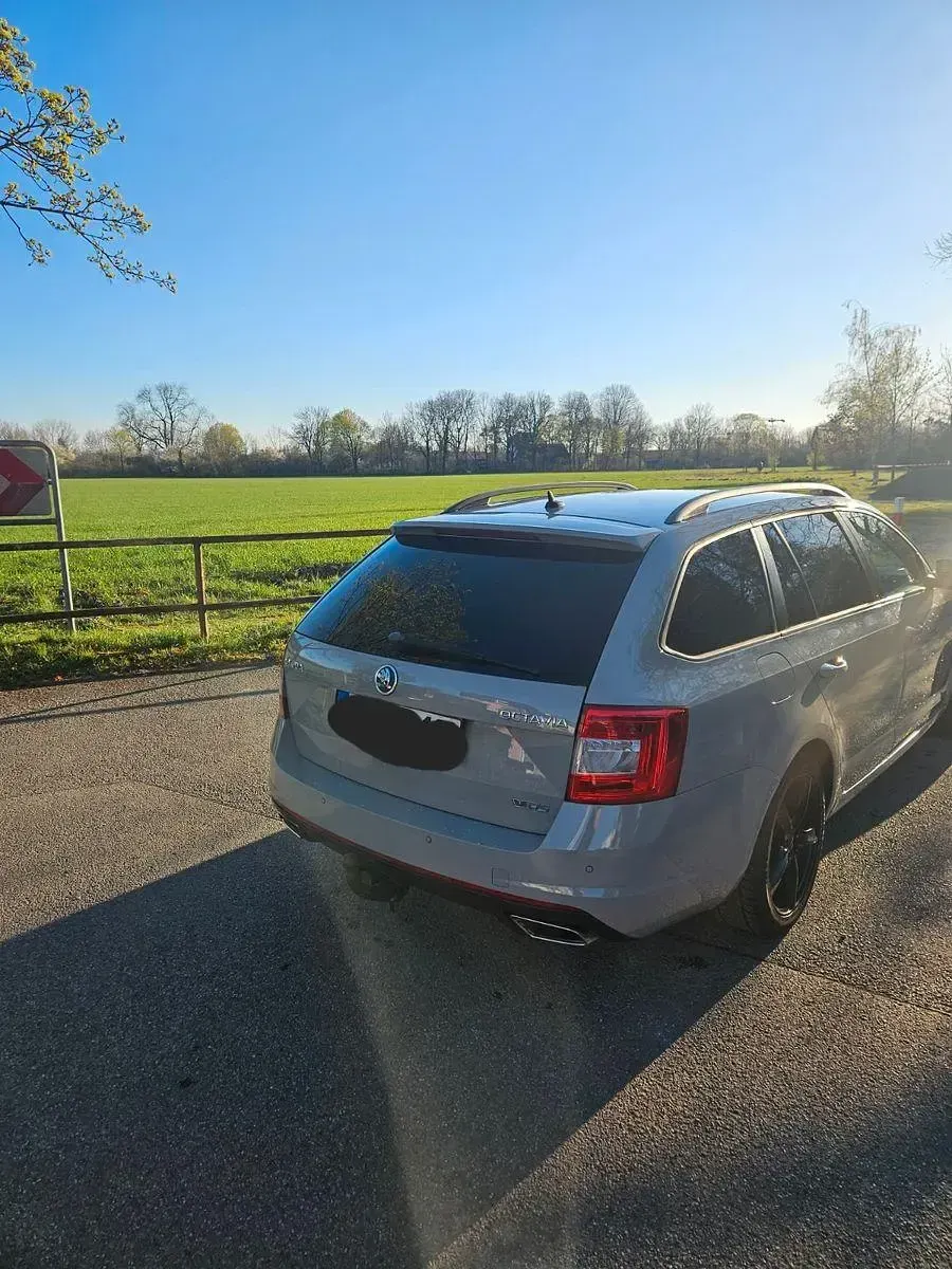 Gebraucht Skoda Octavia RS 220 PS (161 kW) 2014 Grau Kleinwagen