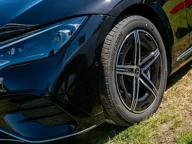 Gebraucht Mercedes EQE350 AMG 214 kW (292 PS) 2025 Schwarz Limousine