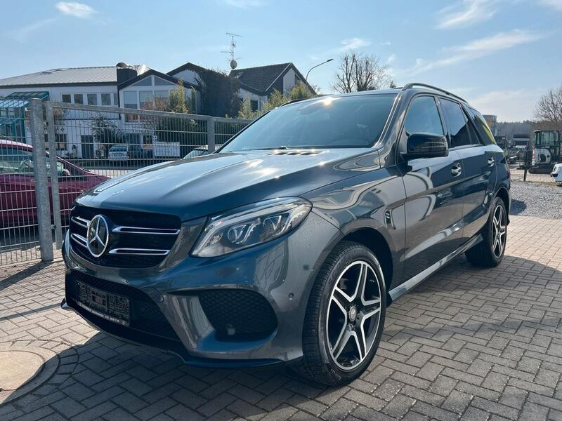 Grau Gebraucht 2015 Mercedes GLE350 AMG line SUV | 20.990 € (Superpreis) - Bild 1/4