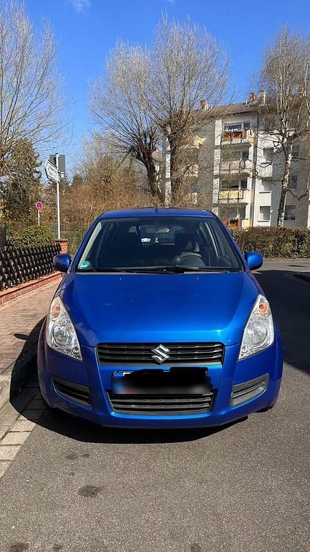 Gebraucht Suzuki Splash 65 PS (47 kW) 2009 Blau Kleinwagen