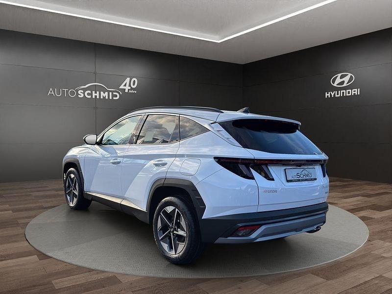 Gebraucht Hyundai Tucson Trend 252 PS (185 kW) 2024 Serenity white / mic SUV