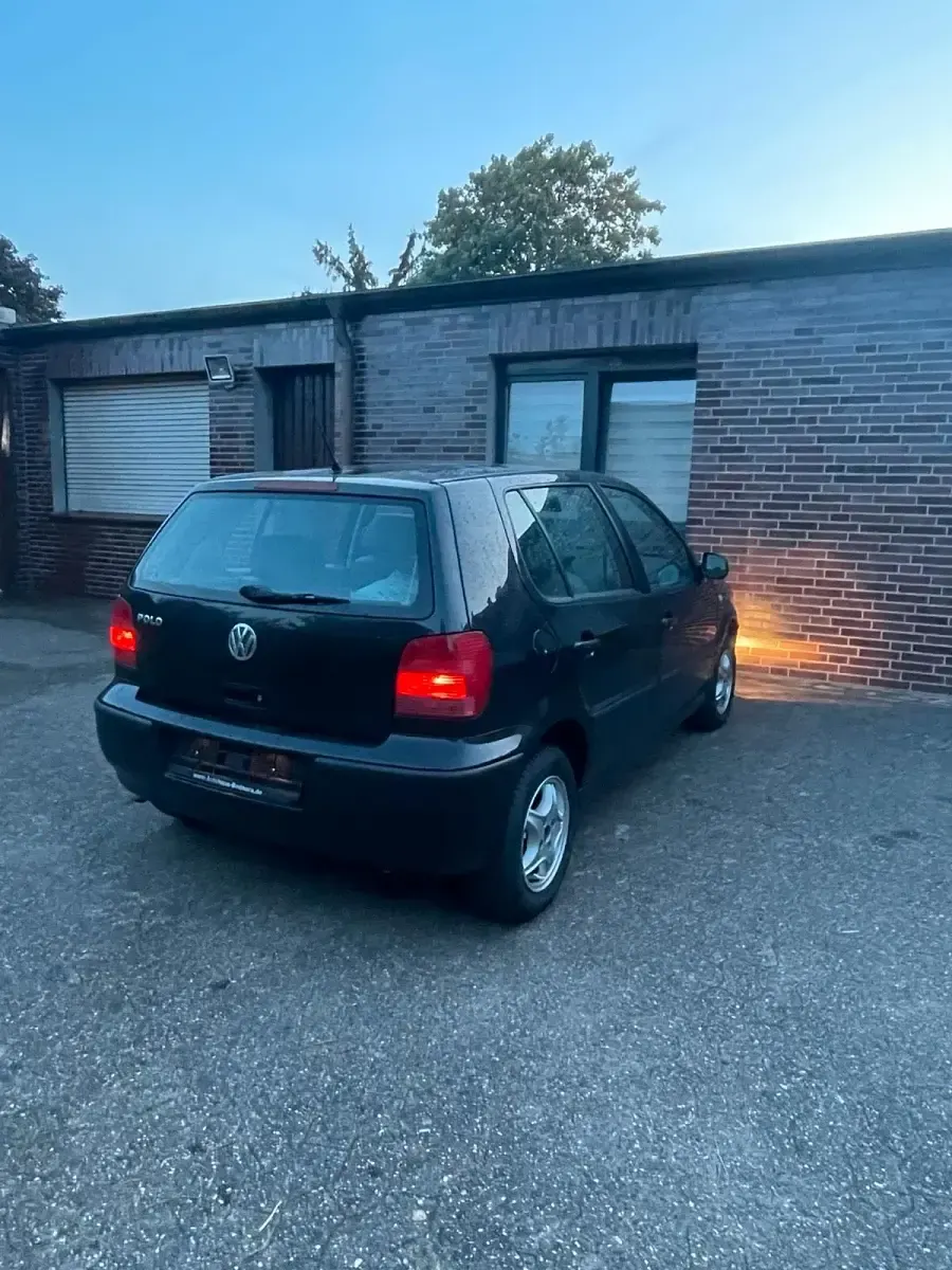 Gebraucht VW Polo 75 PS (55 kW) 2000 Schwarz Kleinwagen