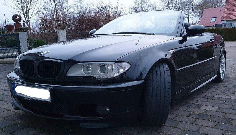 Gebraucht BMW 318 Cabriolet M Sport 143 PS (105 kW) 2004 Schwarz Cabrio
