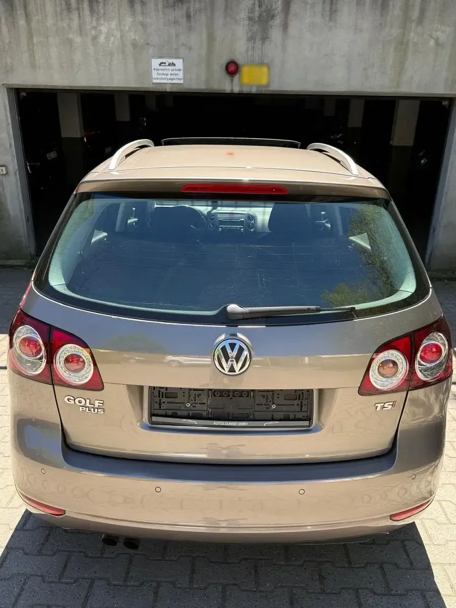 Second-hand VW Golf VI 122 CP (89 kW) 2010 Maro Hatchback