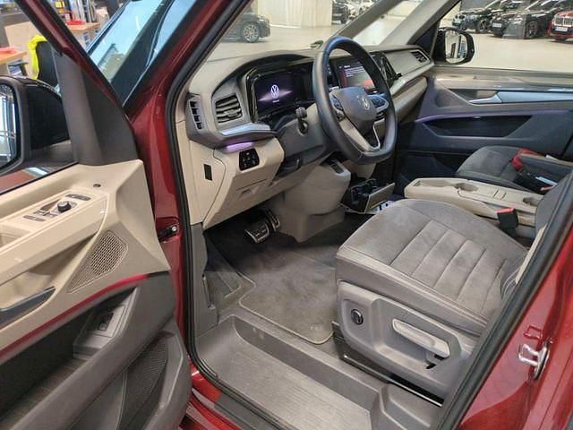 Usata VW Multivan Style 150 CV (110 kW) 2024 Rosso Monovolume