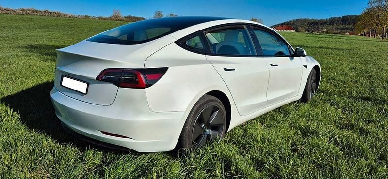 Usado Tesla Model 3 RWD 208 kW (283 HP) 2023 Branco Sedan