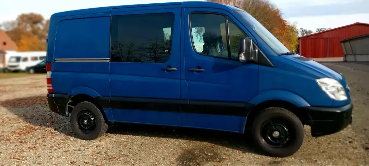 Gebraucht Mercedes 316 163 PS (119 kW) 2011 Blau Van