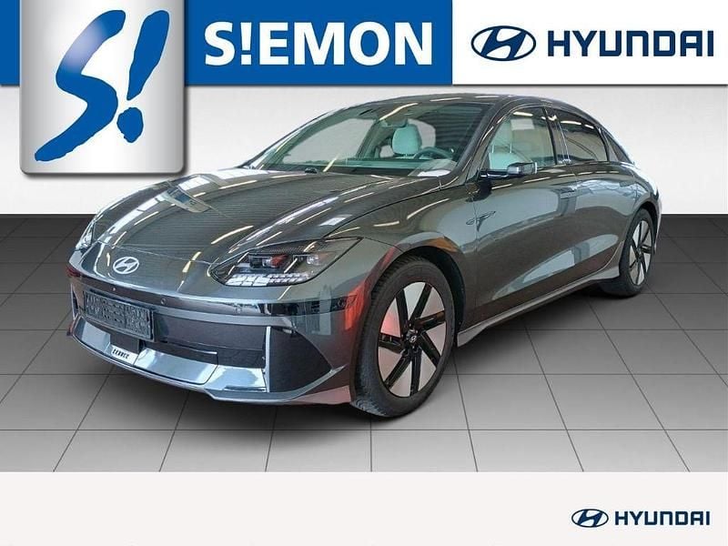 Grau Gebraucht 2024 Hyundai Ioniq 6 Limousine | 33.980 € (Superpreis) - Bild 1/4